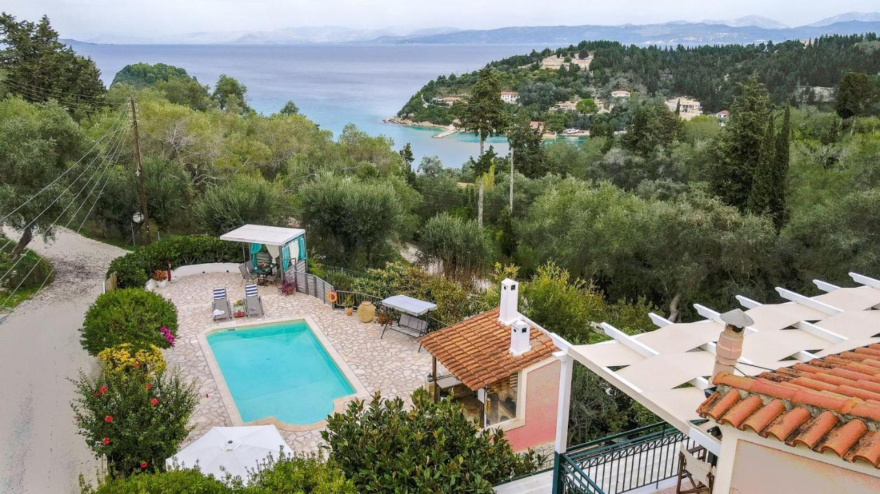 Villa Yiotta Kalodhikatika エクステリア 写真
