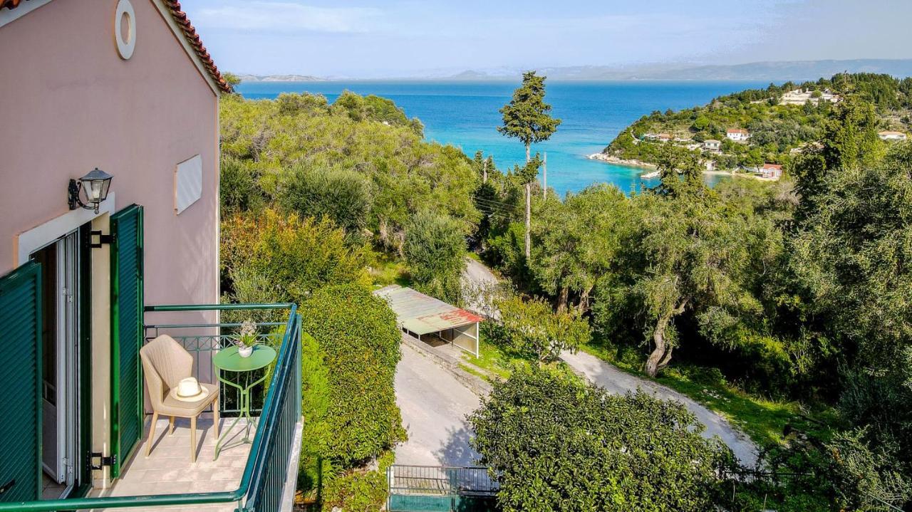 Villa Yiotta Kalodhikatika エクステリア 写真
